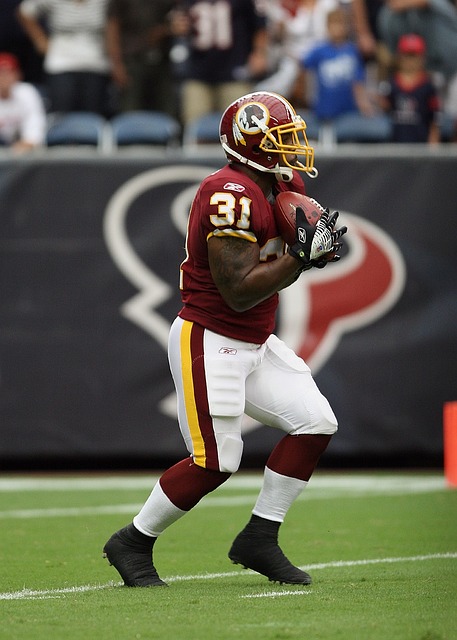 为人称赞 为人称赞